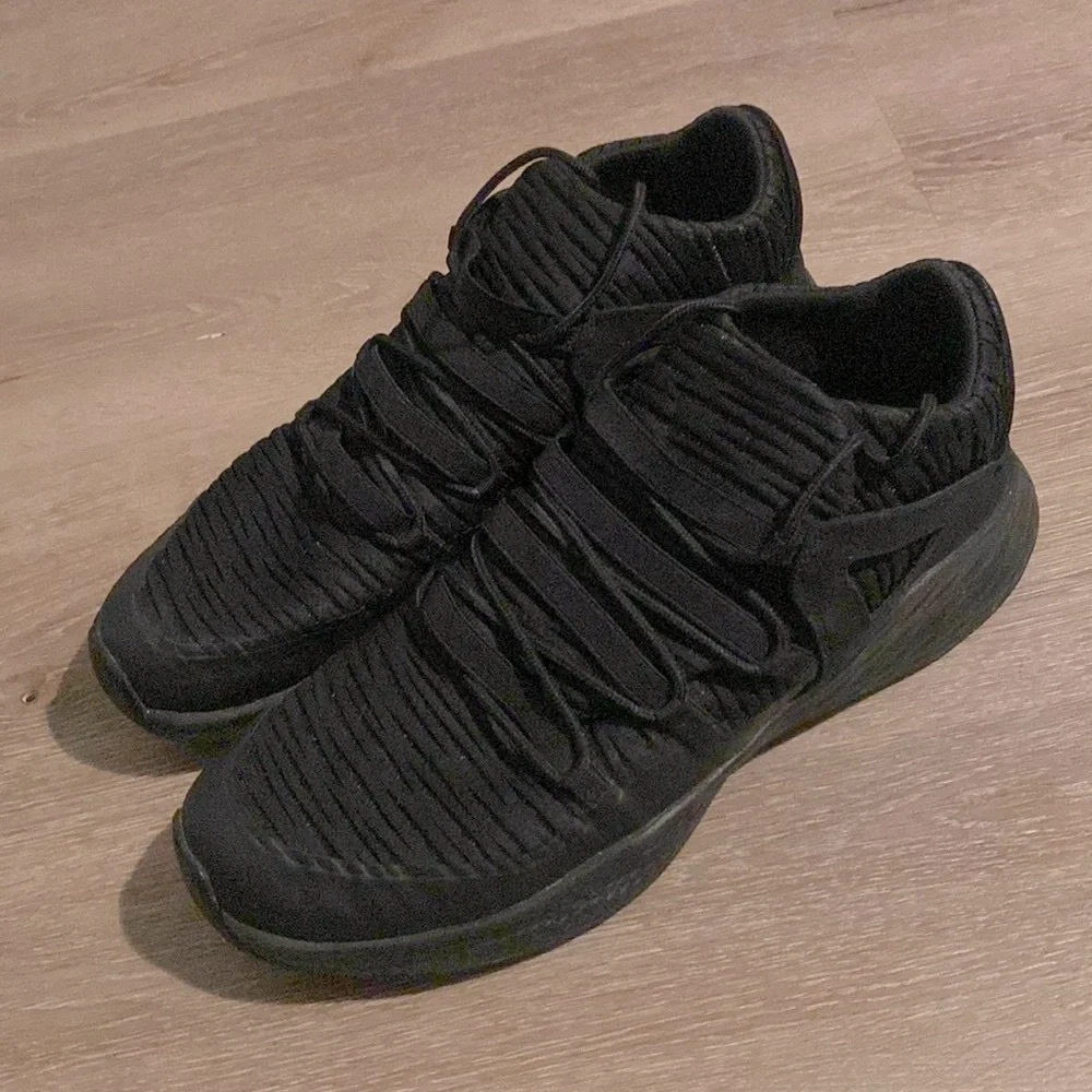 EUC [Jordan] Formula 23 Low All Black Mesh Fabric Athletic Sneakers Men’s Sz 11 - Picture 4 of 13